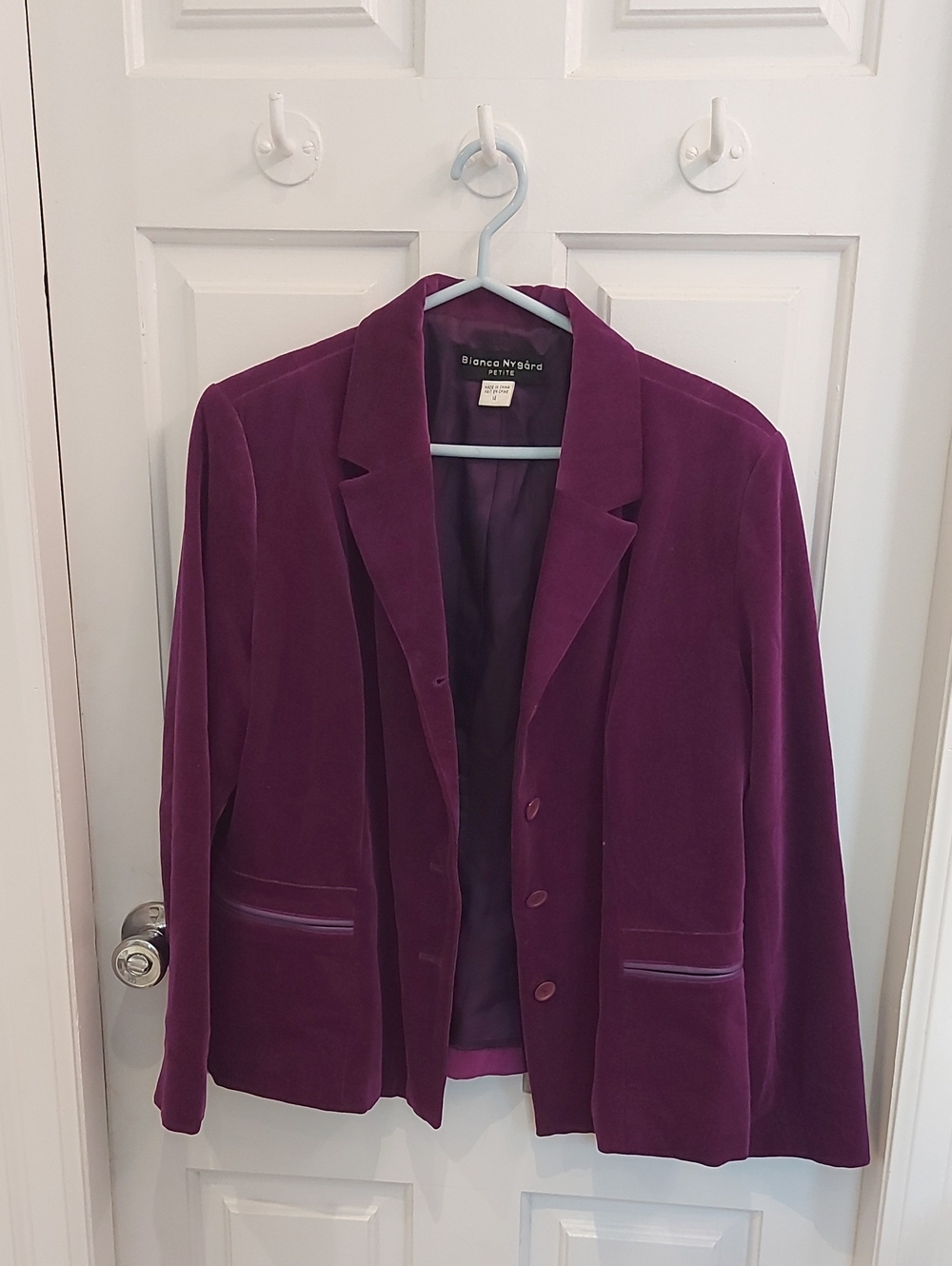 Bianca Nygård Plum Velvet Blazer - Tailored Women's Jacket